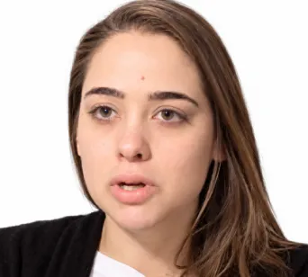 Stacey Headshot